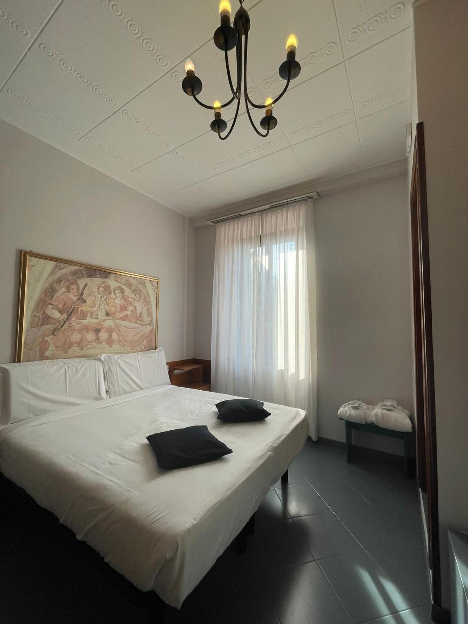 Hotel La Bussola Cittiglio Eksteriør bilde